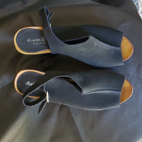 Charles David Tahnee Suede Black Size 8 Platform - Picture 2 of 4